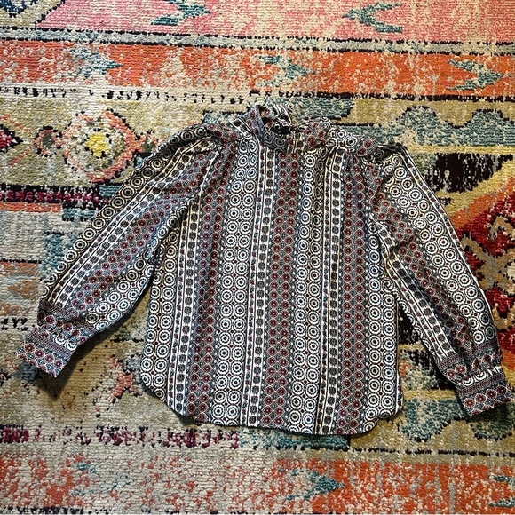 Loft Tiled Tie Back Mock Neck Blouse size S NWT - Picture 2 of 8